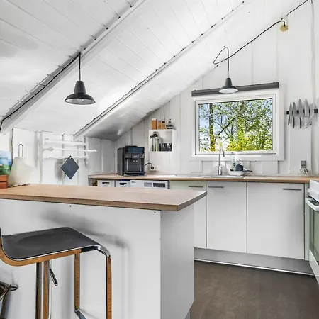 Lovis - 570m From The Sea By Interhome *