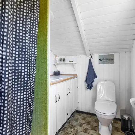 Lovis - 570m From The Sea By Interhome