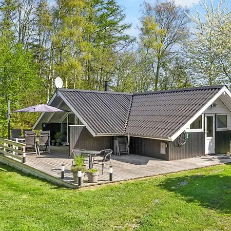 Ferienhaus Lovis - 570m From The Sea By Interhome *