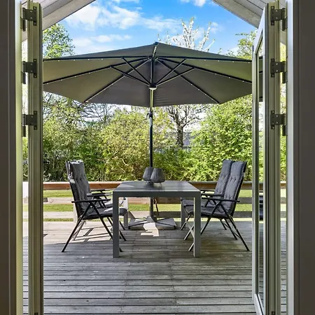 Lovis - 570m From The Sea By Interhome *